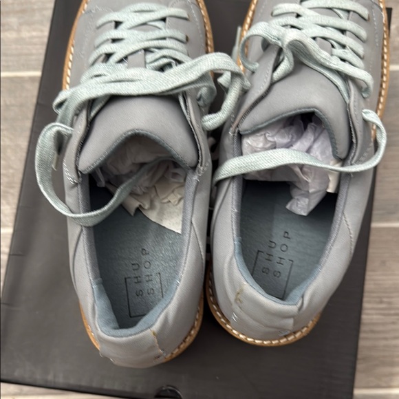 Chic Gray Leather Sneakers with Platform Shu Shop - Picture 5 of 9